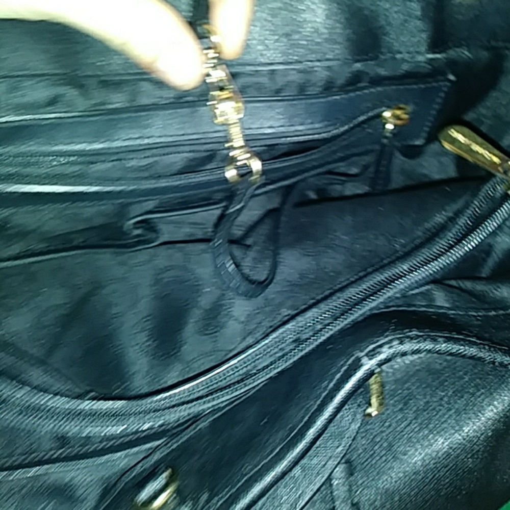 Michael kors purse official